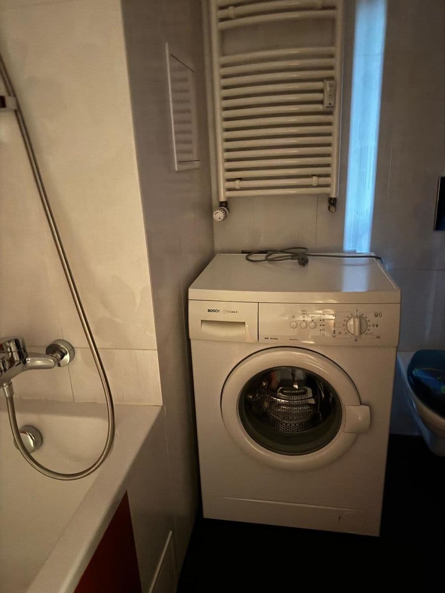 Prenájom bytu 2-izbový 50 m², Na Vysočanských vinicích, Praha, Praha Prenájom bytu 2-izbový 50 m², Na Vysočanských vinicích, Praha, Praha