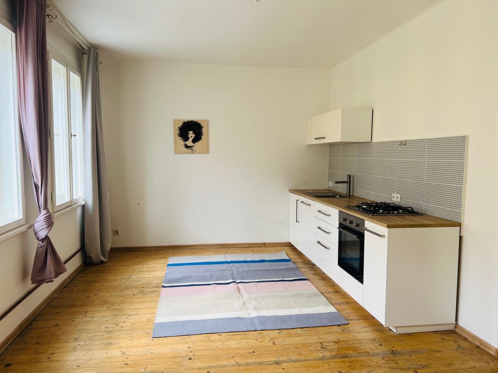 Prenájom bytu 1-izbový 31 m², Radhošťská, Praha, Praha Prenájom bytu 1-izbový 31 m², Radhošťská, Praha, Praha