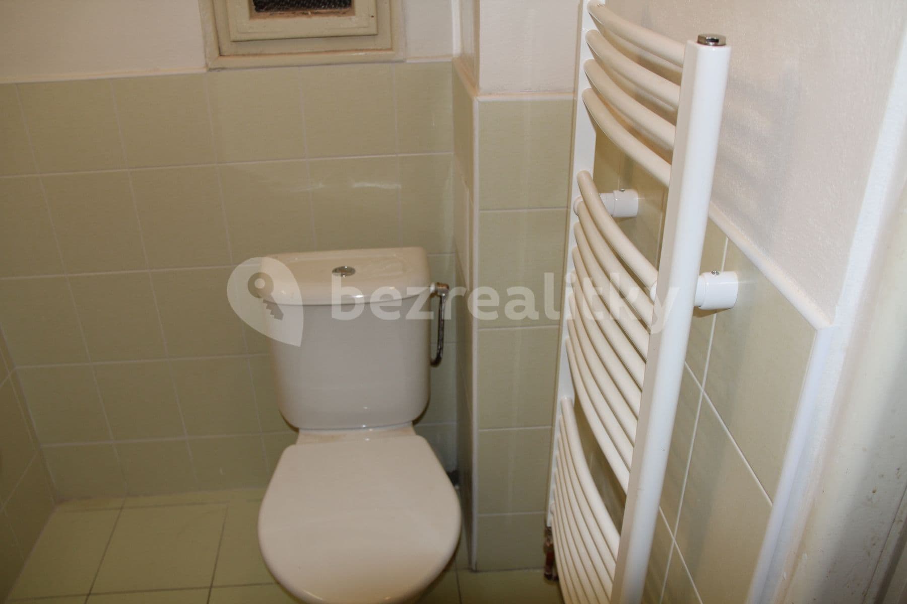 Prenájom bytu Garsoniéra 27 m², náměstí Hrdinů, Praha, Praha Prenájom bytu Garsoniéra 27 m², náměstí Hrdinů, Praha, Praha
