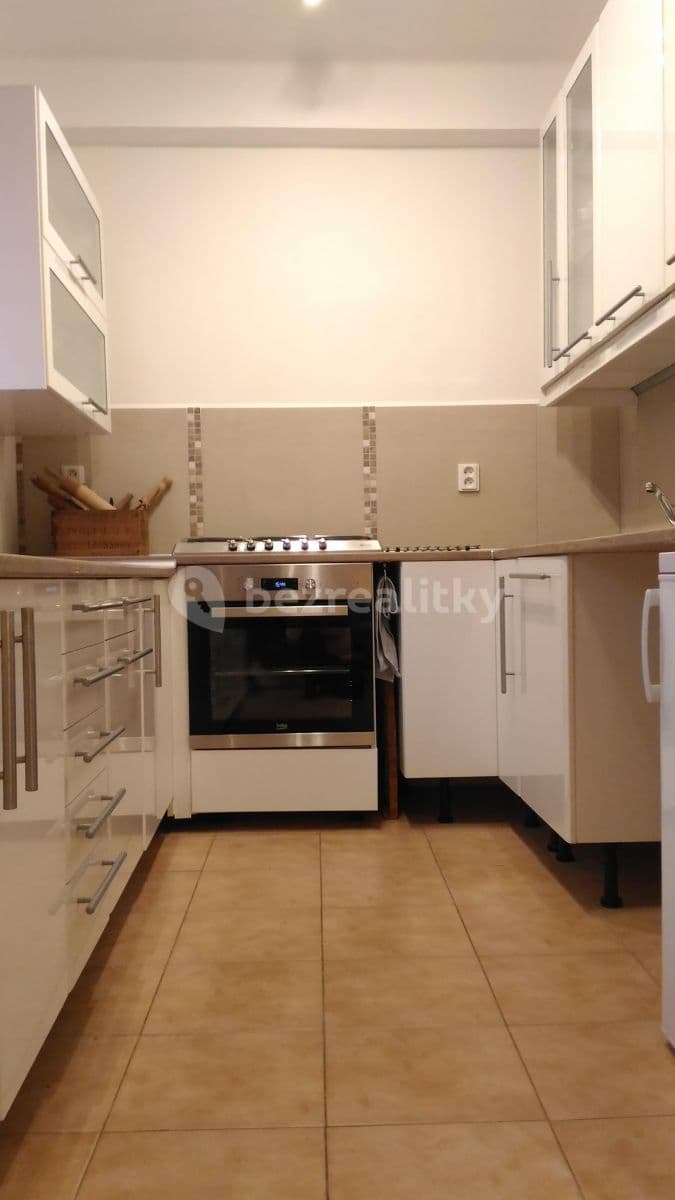 Prenájom bytu 2-izbový 73 m², Dělnická, Praha, Praha Prenájom bytu 2-izbový 73 m², Dělnická, Praha, Praha