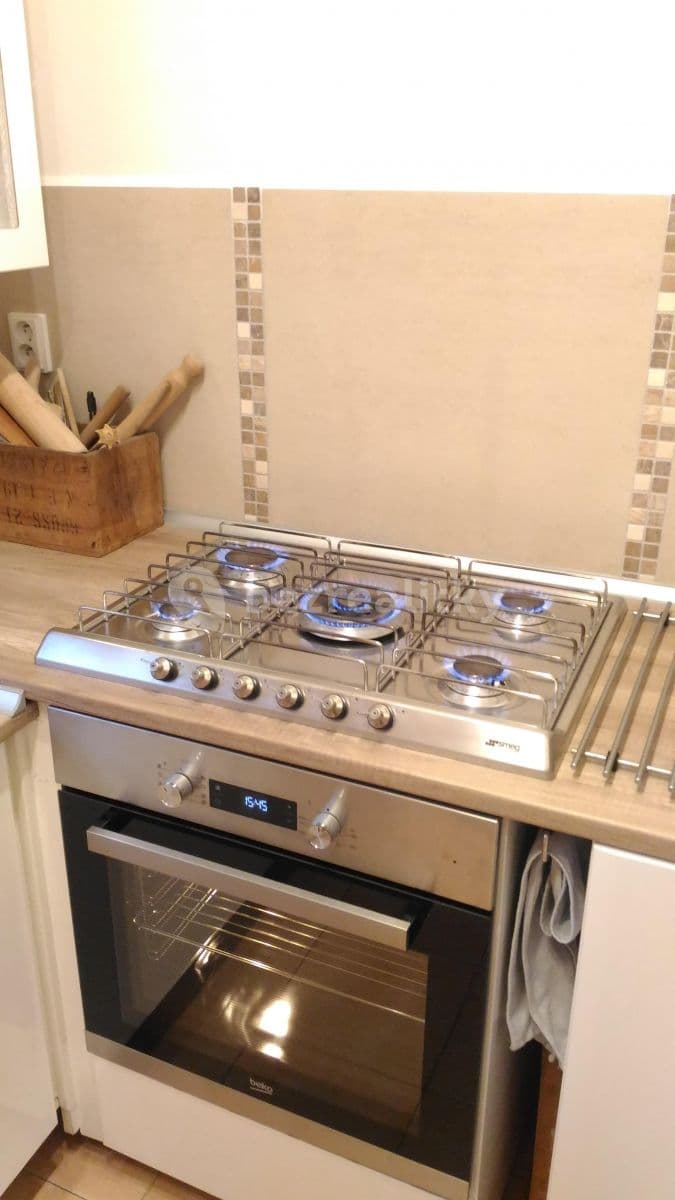 Prenájom bytu 2-izbový 73 m², Dělnická, Praha, Praha Prenájom bytu 2-izbový 73 m², Dělnická, Praha, Praha