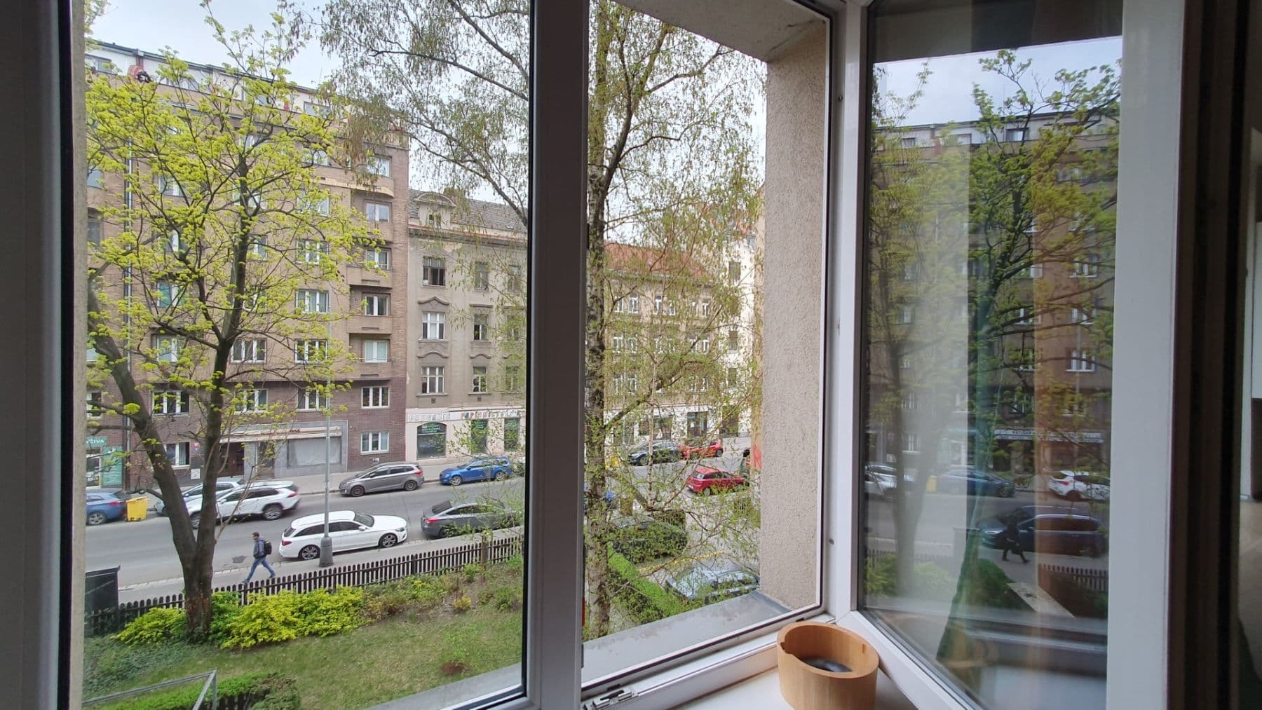 Prenájom bytu 2-izbový 73 m², Dělnická, Praha, Praha Prenájom bytu 2-izbový 73 m², Dělnická, Praha, Praha