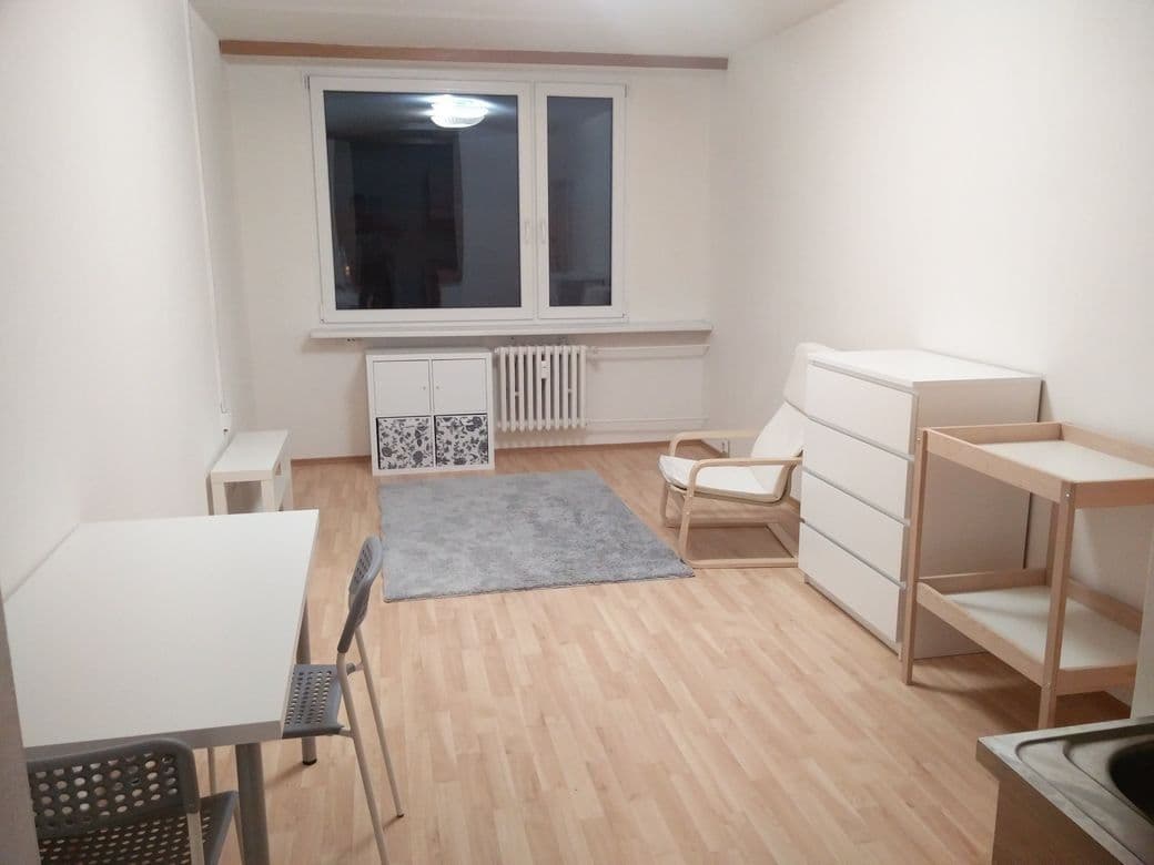 Prenájom bytu 2-izbový 45 m², Steinerova, Praha, Praha Prenájom bytu 2-izbový 45 m², Steinerova, Praha, Praha