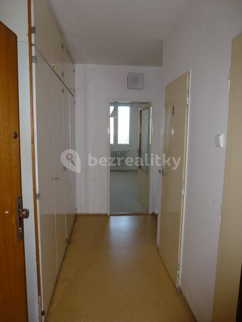 Prenájom bytu 2-izbový 43 m², Famfulíkova, Praha, Praha