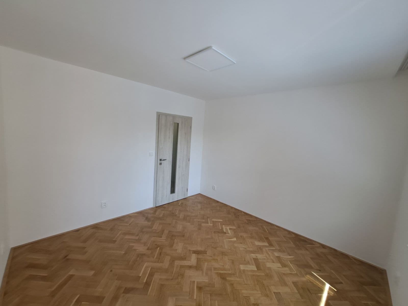 Prenájom bytu 3-izbový 74 m², Foerstrova, Brno, Jihomoravský kraj Prenájom bytu 3-izbový 74 m², Foerstrova, Brno, Jihomoravský kraj