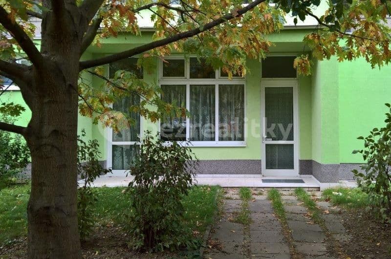 Prenájom nebytového priestoru 29 m², Machuldova, Praha, Praha Prenájom nebytového priestoru 29 m², Machuldova, Praha, Praha