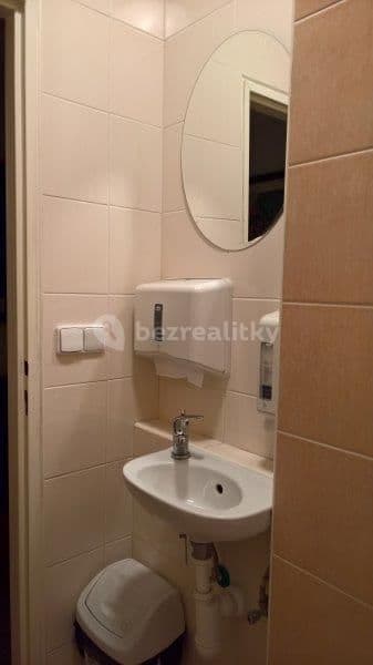 Prenájom nebytového priestoru 29 m², Machuldova, Praha, Praha Prenájom nebytového priestoru 29 m², Machuldova, Praha, Praha