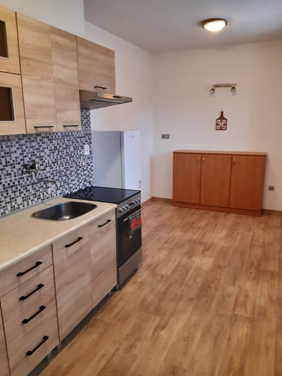 Prenájom bytu 2-izbový 55 m², Jeronýmova, Písek, Jihočeský kraj Prenájom bytu 2-izbový 55 m², Jeronýmova, Písek, Jihočeský kraj