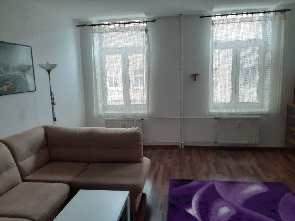 Prenájom bytu 2-izbový 55 m², Jeronýmova, Písek, Jihočeský kraj Prenájom bytu 2-izbový 55 m², Jeronýmova, Písek, Jihočeský kraj