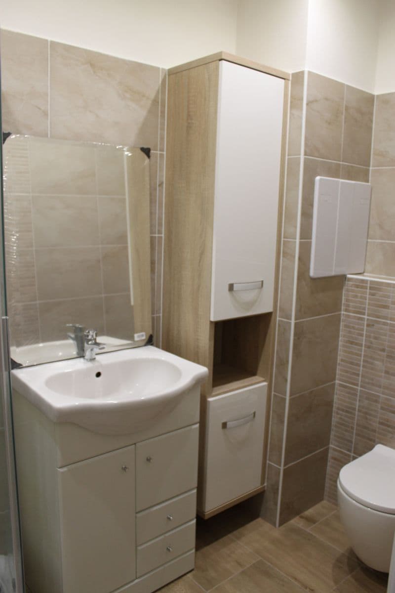 Prenájom bytu 2-izbový 52 m², Na Bystřičce, Olomouc, Olomoucký kraj Prenájom bytu 2-izbový 52 m², Na Bystřičce, Olomouc, Olomoucký kraj