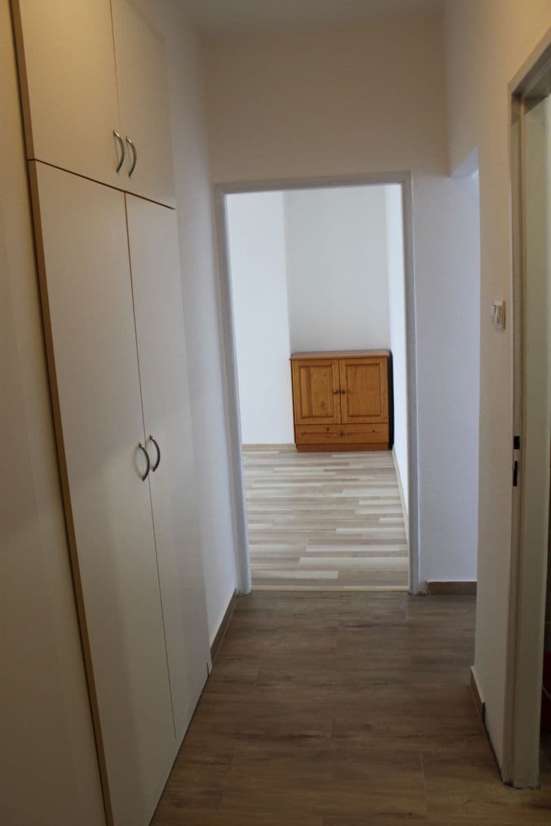 Prenájom bytu 2-izbový 52 m², Na Bystřičce, Olomouc, Olomoucký kraj Prenájom bytu 2-izbový 52 m², Na Bystřičce, Olomouc, Olomoucký kraj