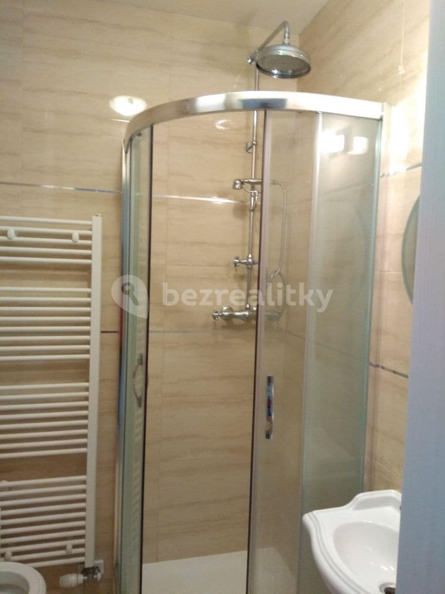 Prenájom bytu 2-izbový 63 m², Křižíkova, Praha, Praha Prenájom bytu 2-izbový 63 m², Křižíkova, Praha, Praha