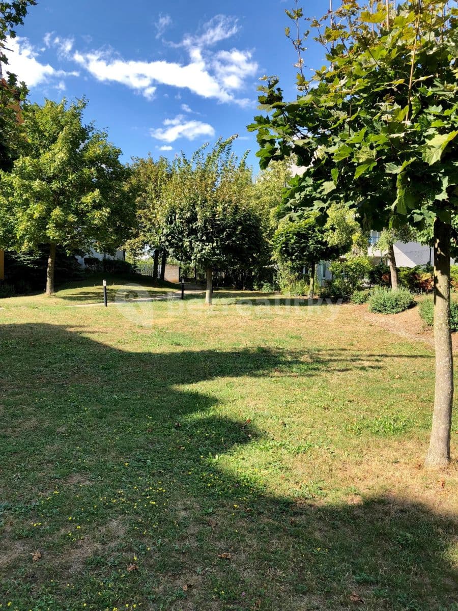 Prenájom bytu 2-izbový 56 m², Klausova, Praha, Praha Prenájom bytu 2-izbový 56 m², Klausova, Praha, Praha