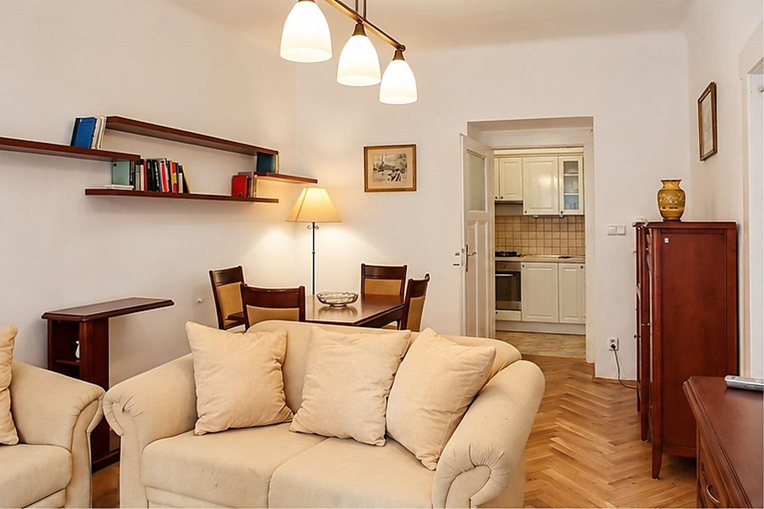 Prenájom bytu 2-izbový 55 m², Ševčíkova, Praha, Praha Prenájom bytu 2-izbový 55 m², Ševčíkova, Praha, Praha