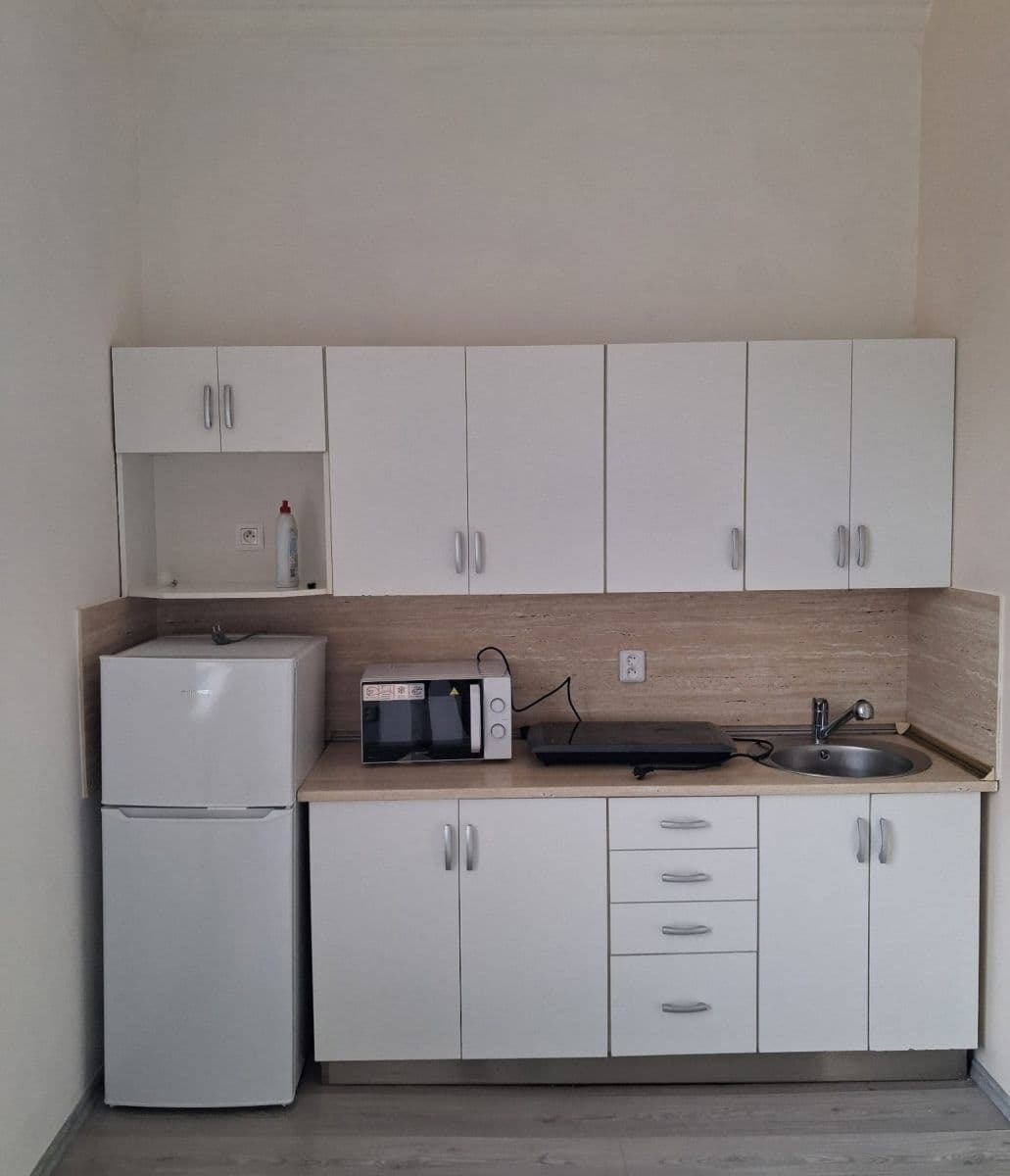 Prenájom bytu Garsoniéra 22 m², Pod Karlovarskou silnicí, Praha, Praha Prenájom bytu Garsoniéra 22 m², Pod Karlovarskou silnicí, Praha, Praha