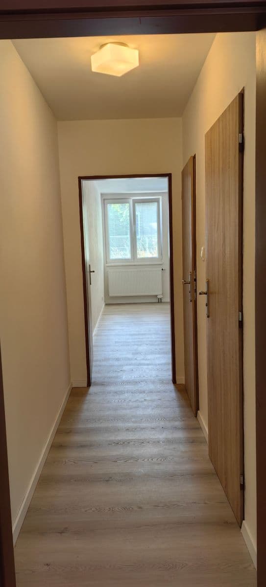 Prenájom bytu 2-izbový 45 m², Dolní Kasárna, Klecany, Středočeský kraj Prenájom bytu 2-izbový 45 m², Dolní Kasárna, Klecany, Středočeský kraj