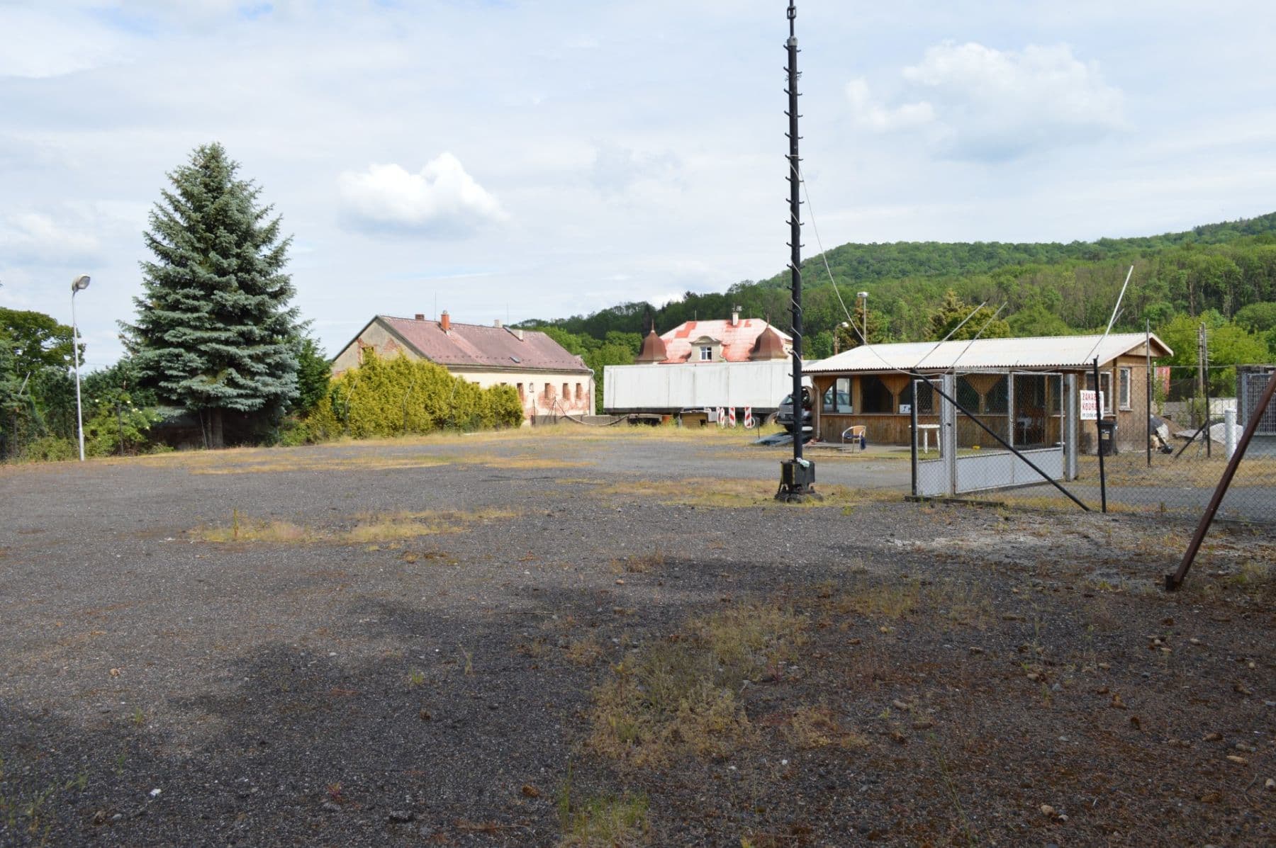 Prenájom pozemku 2.705 m², Libouchec, Ústecký kraj Prenájom pozemku 2.705 m², Libouchec, Ústecký kraj