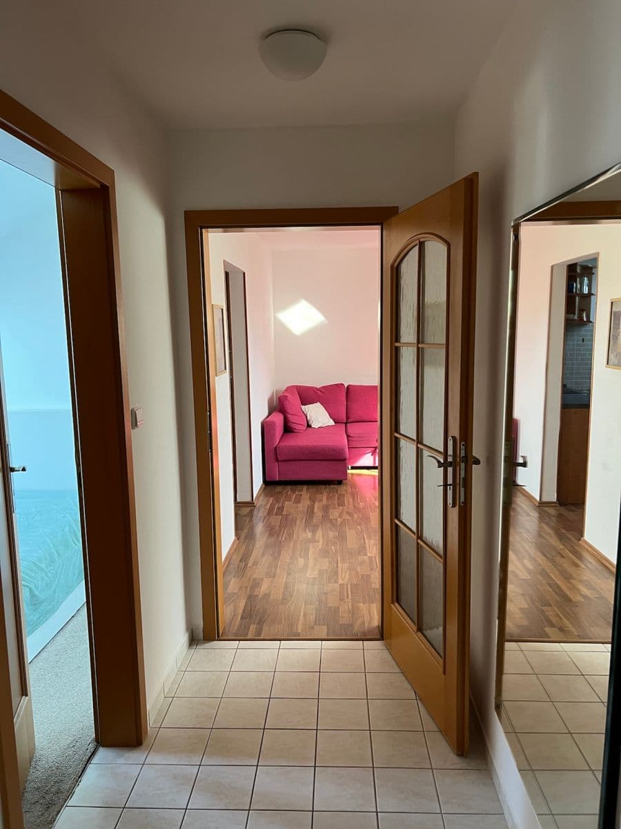 Prenájom bytu 2-izbový 62 m², Sídlištní, Praha, Praha Prenájom bytu 2-izbový 62 m², Sídlištní, Praha, Praha