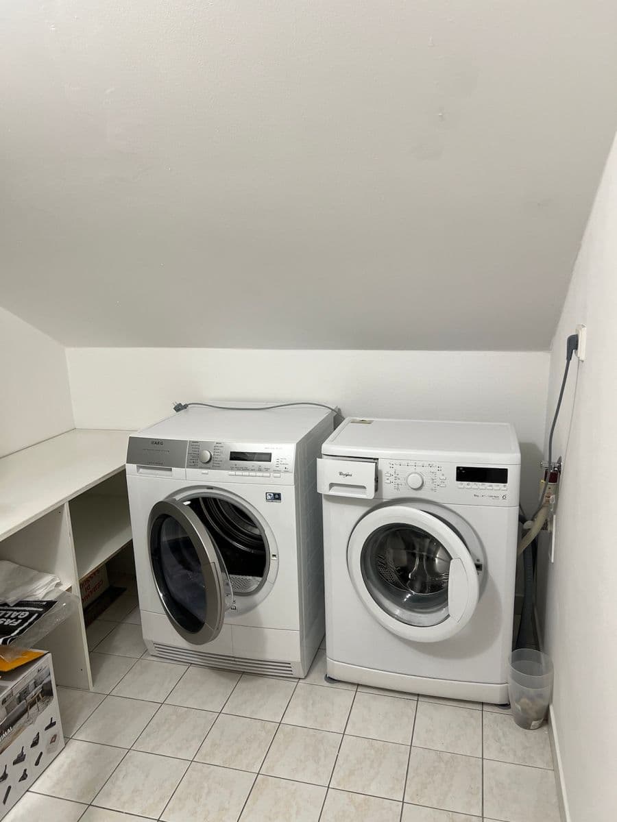 Prenájom bytu 2-izbový 62 m², Sídlištní, Praha, Praha Prenájom bytu 2-izbový 62 m², Sídlištní, Praha, Praha