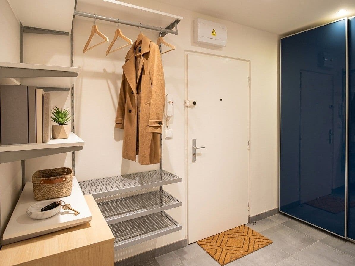Prenájom bytu 2-izbový 41 m², Mezipolí, Praha, Praha Prenájom bytu 2-izbový 41 m², Mezipolí, Praha, Praha