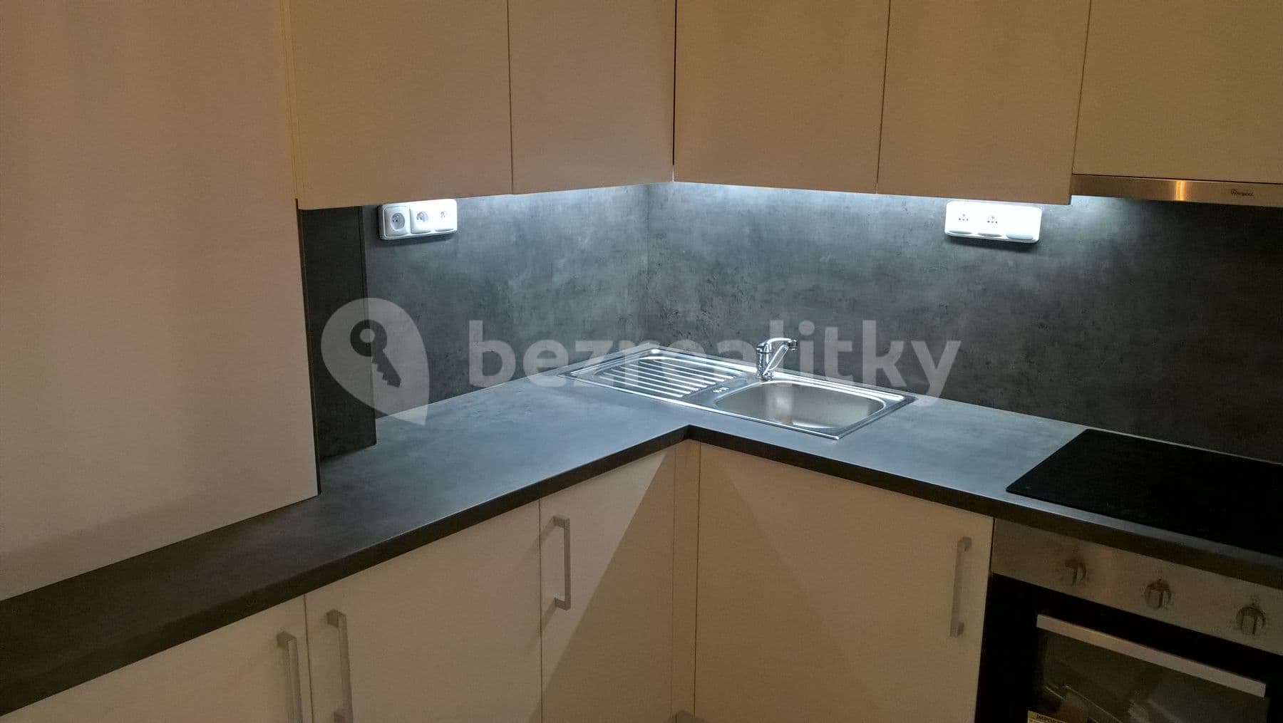 Prenájom bytu 1-izbový 38 m², Vranovská, Brno, Jihomoravský kraj Prenájom bytu 1-izbový 38 m², Vranovská, Brno, Jihomoravský kraj