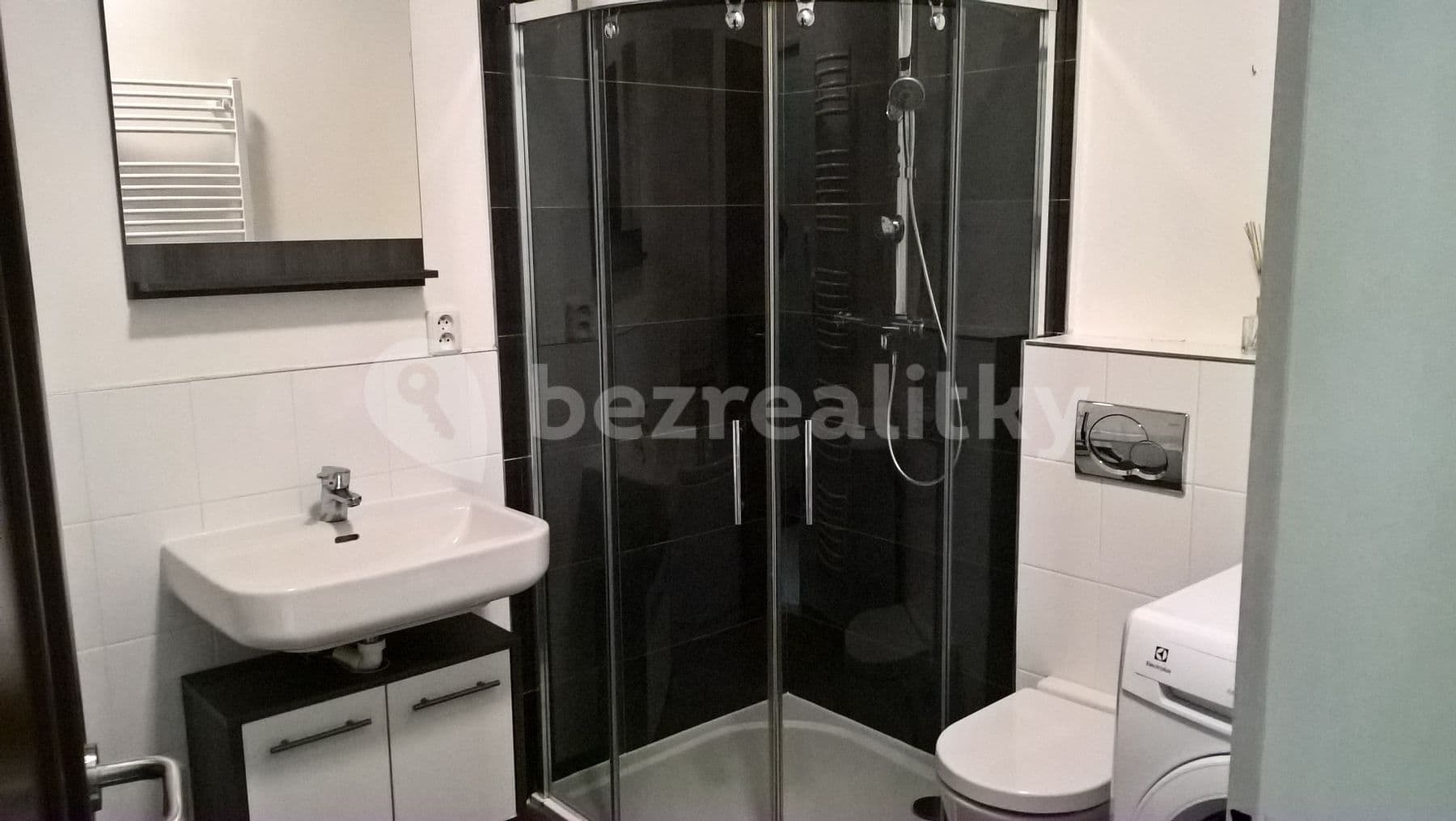 Prenájom bytu 1-izbový 38 m², Vranovská, Brno, Jihomoravský kraj Prenájom bytu 1-izbový 38 m², Vranovská, Brno, Jihomoravský kraj