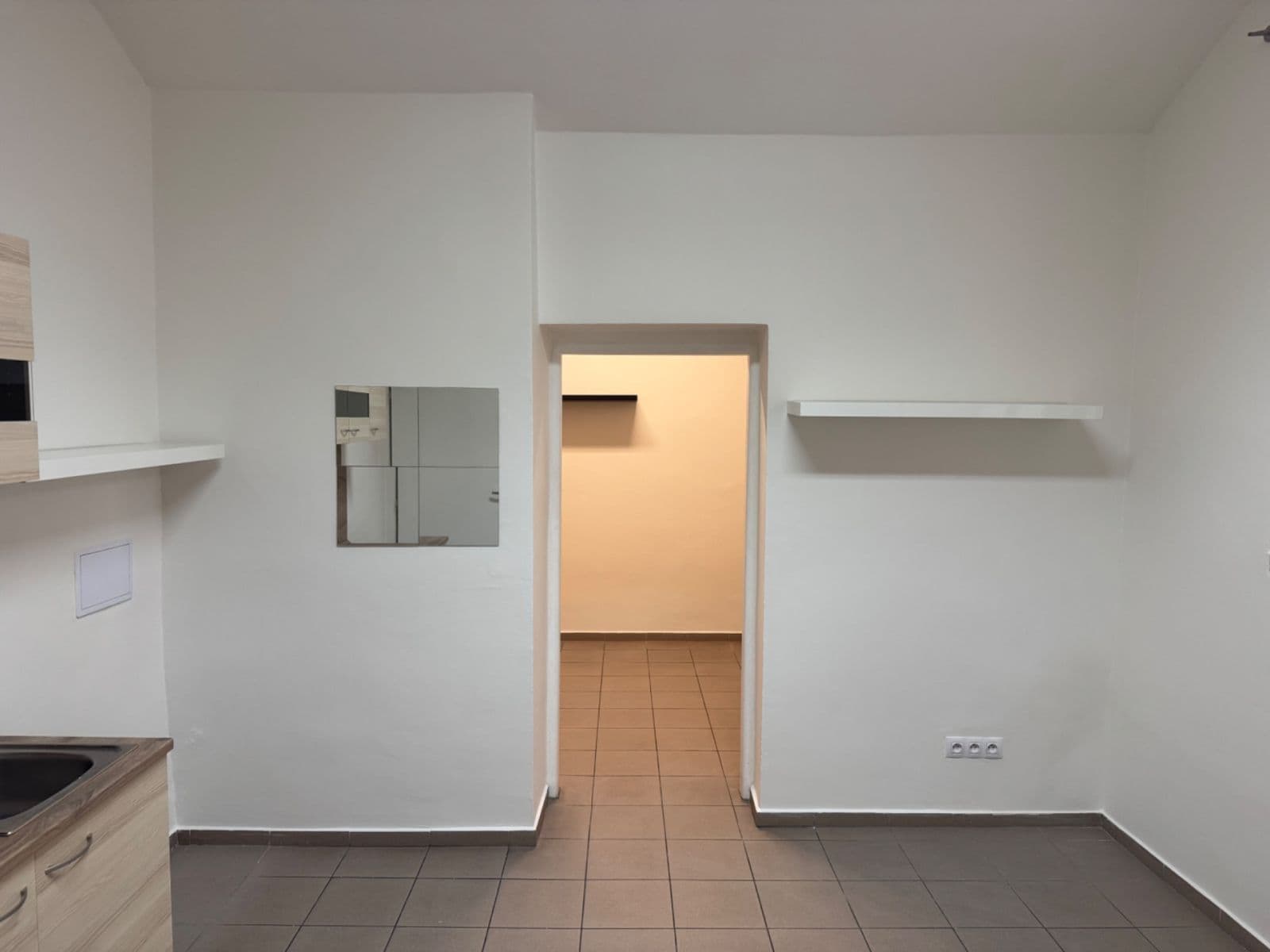 Prenájom kancelárie 27 m², Grafická, Praha, Praha Prenájom kancelárie 27 m², Grafická, Praha, Praha