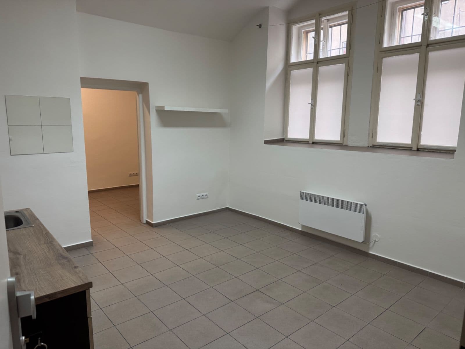 Prenájom kancelárie 27 m², Grafická, Praha, Praha Prenájom kancelárie 27 m², Grafická, Praha, Praha