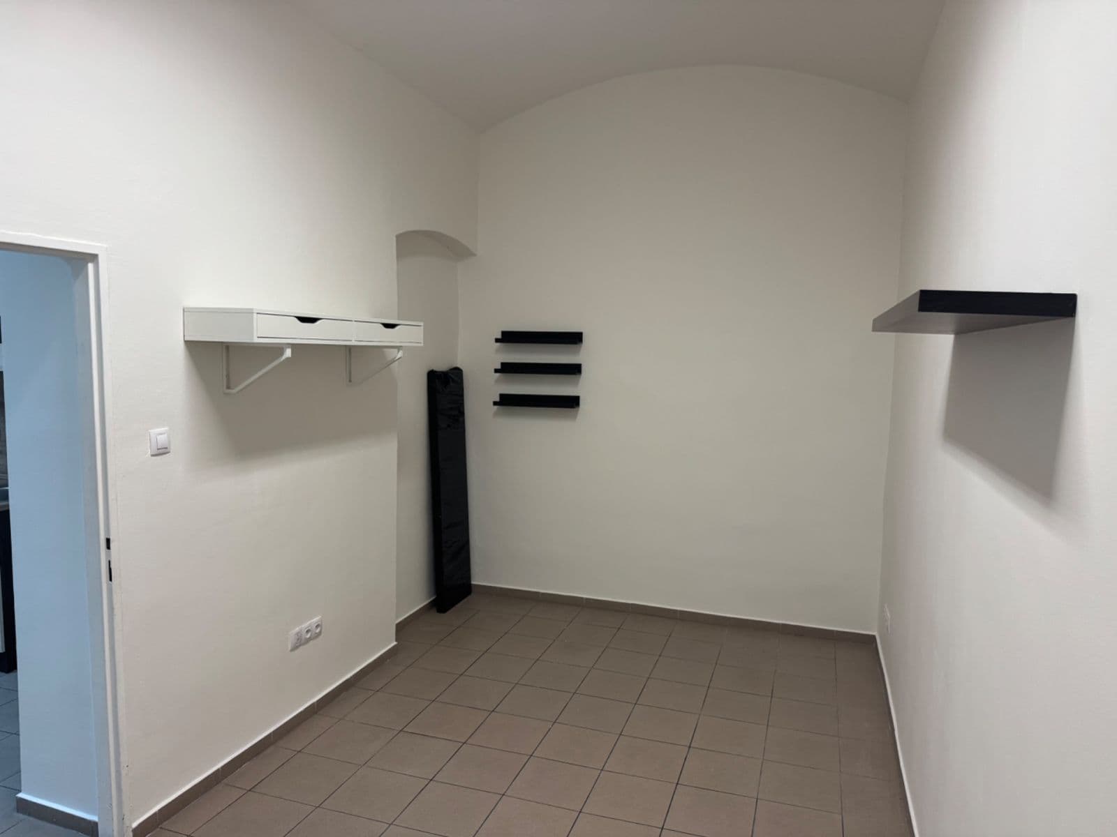 Prenájom kancelárie 27 m², Grafická, Praha, Praha Prenájom kancelárie 27 m², Grafická, Praha, Praha