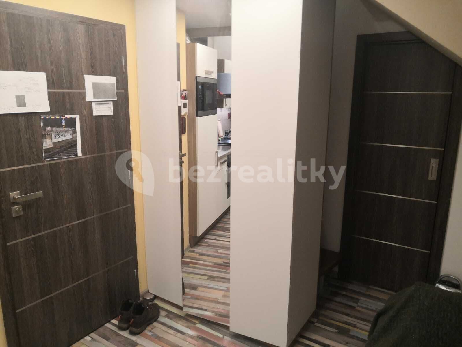 Prenájom bytu 2-izbový 40 m², V Zámku, Pozořice, Jihomoravský kraj Prenájom bytu 2-izbový 40 m², V Zámku, Pozořice, Jihomoravský kraj