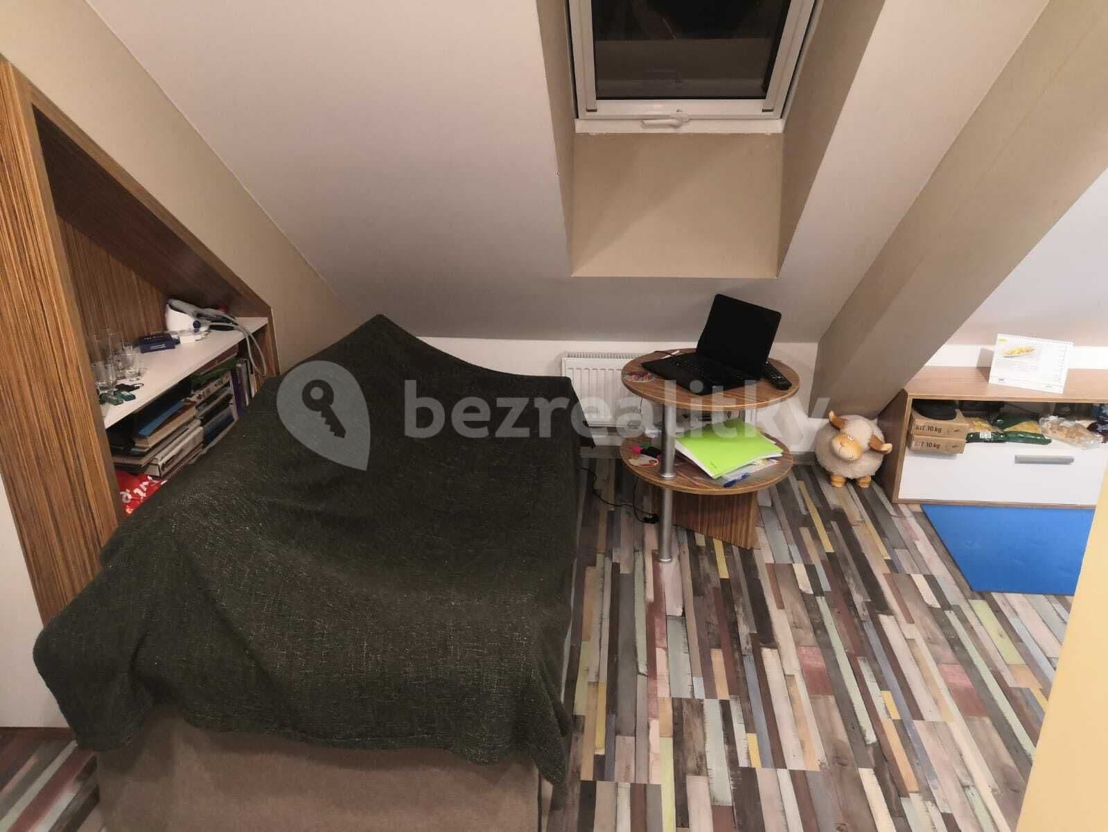 Prenájom bytu 2-izbový 40 m², V Zámku, Pozořice, Jihomoravský kraj Prenájom bytu 2-izbový 40 m², V Zámku, Pozořice, Jihomoravský kraj