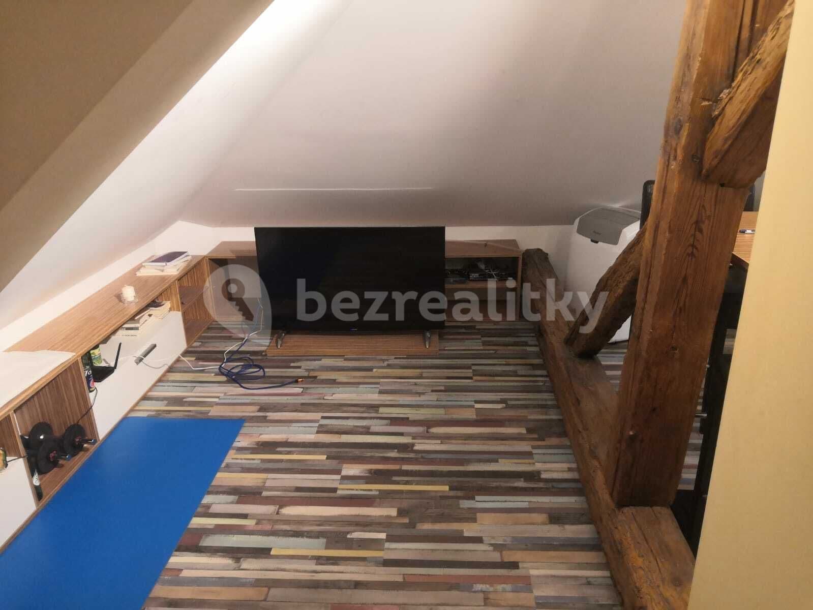 Prenájom bytu 2-izbový 40 m², V Zámku, Pozořice, Jihomoravský kraj Prenájom bytu 2-izbový 40 m², V Zámku, Pozořice, Jihomoravský kraj