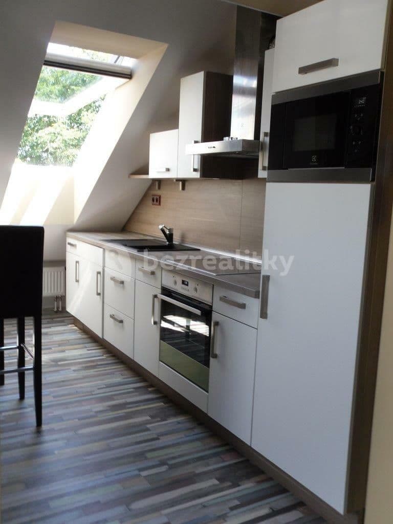 Prenájom bytu 2-izbový 40 m², V Zámku, Pozořice, Jihomoravský kraj Prenájom bytu 2-izbový 40 m², V Zámku, Pozořice, Jihomoravský kraj