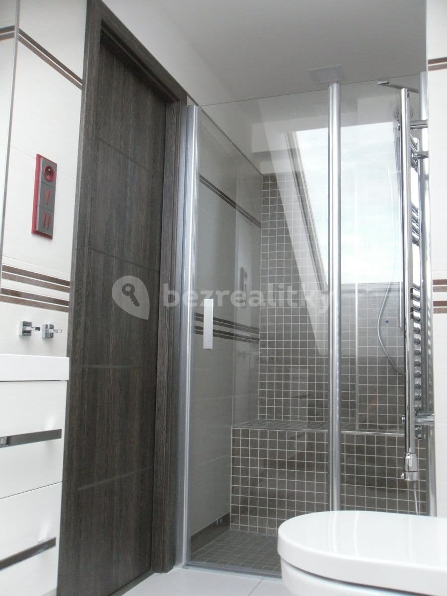 Prenájom bytu 2-izbový 40 m², V Zámku, Pozořice, Jihomoravský kraj Prenájom bytu 2-izbový 40 m², V Zámku, Pozořice, Jihomoravský kraj