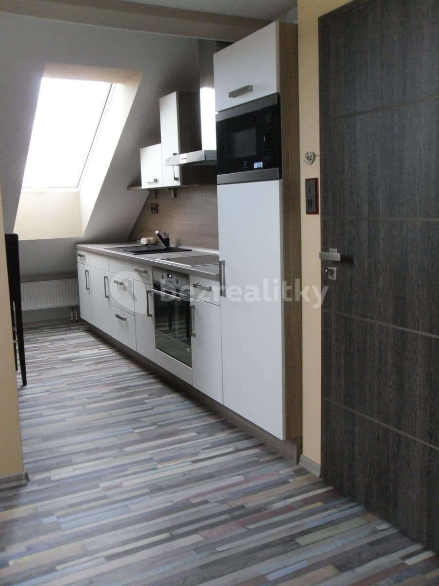 Prenájom bytu 2-izbový 40 m², V Zámku, Pozořice, Jihomoravský kraj Prenájom bytu 2-izbový 40 m², V Zámku, Pozořice, Jihomoravský kraj