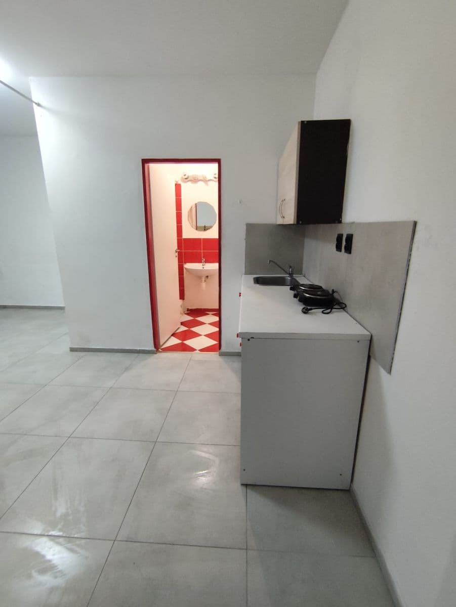 Prenájom bytu Garsoniéra 21 m², Lidická, Kladno, Středočeský kraj Prenájom bytu Garsoniéra 21 m², Lidická, Kladno, Středočeský kraj