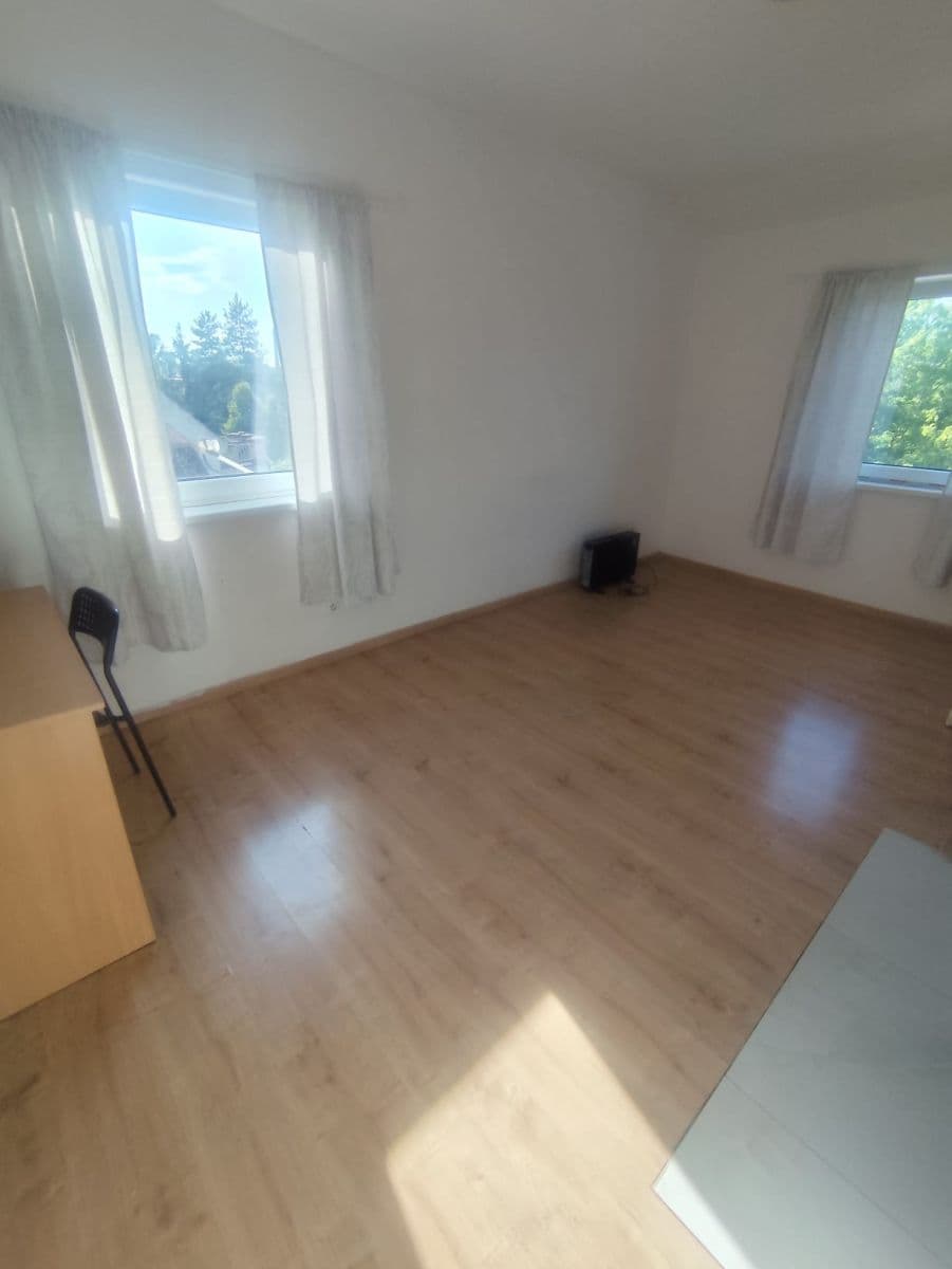 Prenájom bytu Garsoniéra 21 m², Lidická, Kladno, Středočeský kraj Prenájom bytu Garsoniéra 21 m², Lidická, Kladno, Středočeský kraj