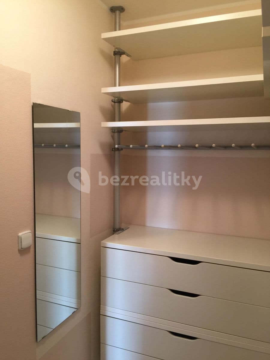 Prenájom bytu 2-izbový 54 m², Přípotoční, Praha, Praha Prenájom bytu 2-izbový 54 m², Přípotoční, Praha, Praha
