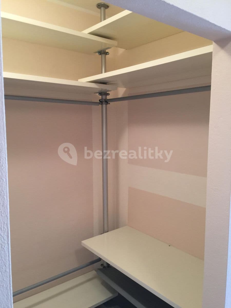 Prenájom bytu 2-izbový 54 m², Přípotoční, Praha, Praha Prenájom bytu 2-izbový 54 m², Přípotoční, Praha, Praha