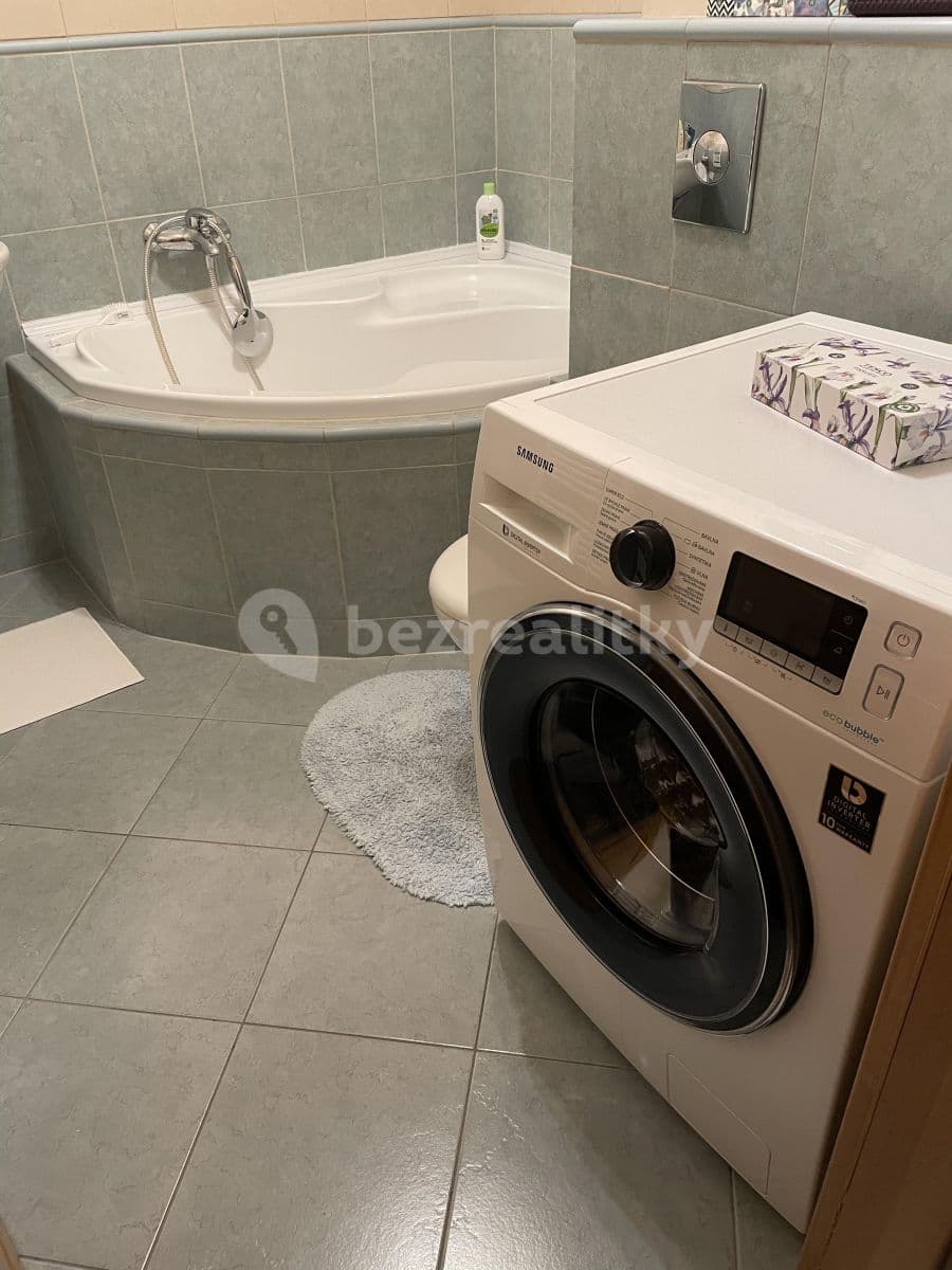 Prenájom bytu 2-izbový 54 m², Přípotoční, Praha, Praha Prenájom bytu 2-izbový 54 m², Přípotoční, Praha, Praha