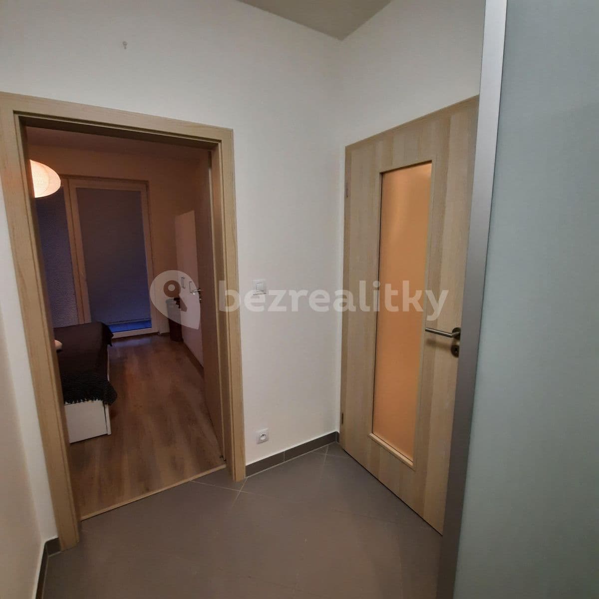 Prenájom bytu 2-izbový 57 m², Sazovická, Praha, Praha Prenájom bytu 2-izbový 57 m², Sazovická, Praha, Praha