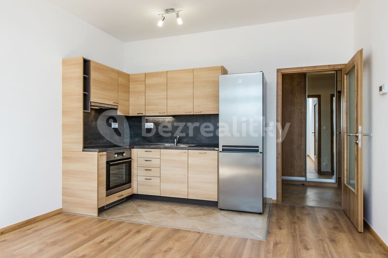 Prenájom bytu 2-izbový 42 m², Bulharská, Praha, Praha Prenájom bytu 2-izbový 42 m², Bulharská, Praha, Praha