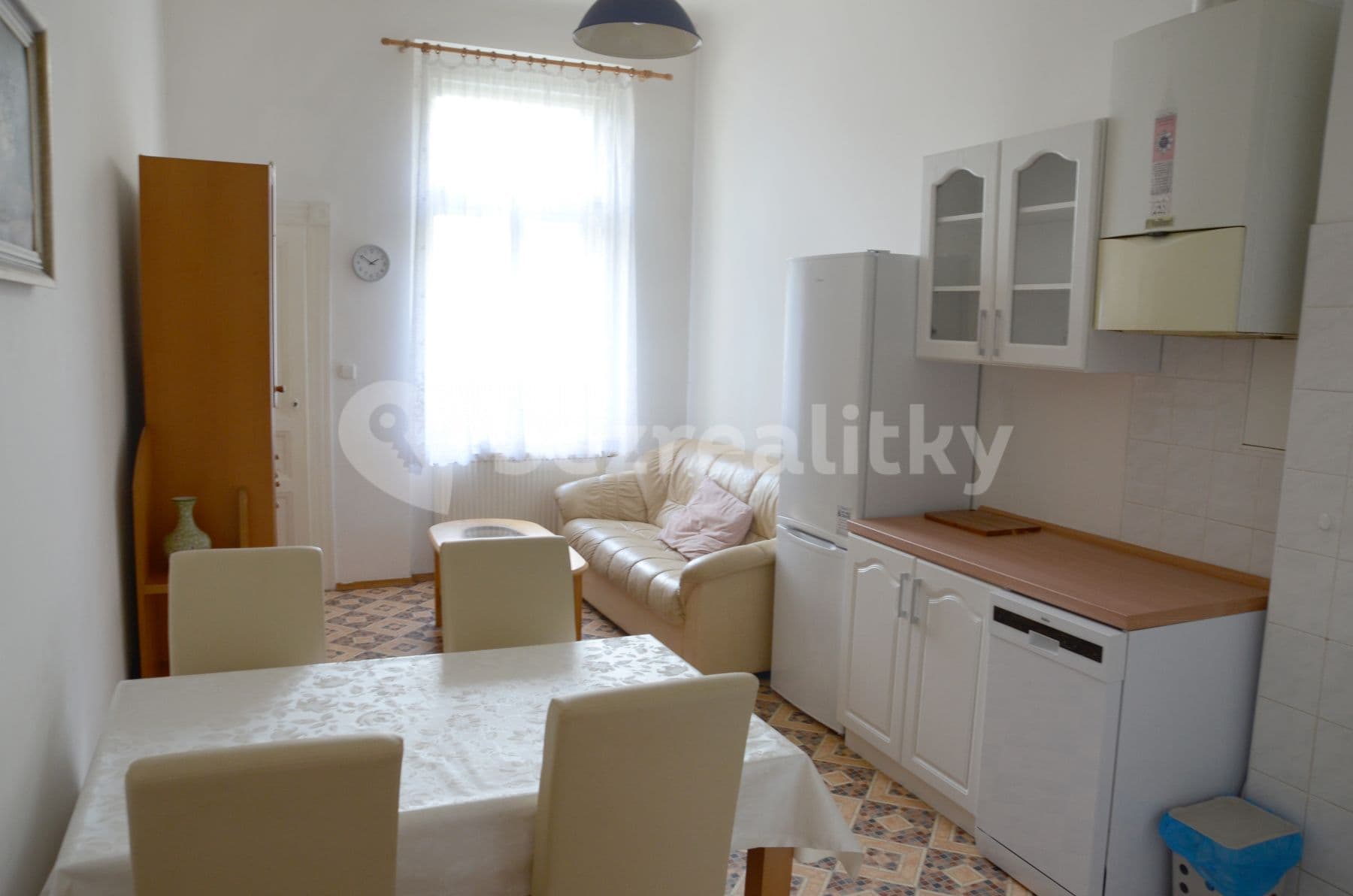 Prenájom bytu 2-izbový 86 m², Polská, Praha, Praha Prenájom bytu 2-izbový 86 m², Polská, Praha, Praha