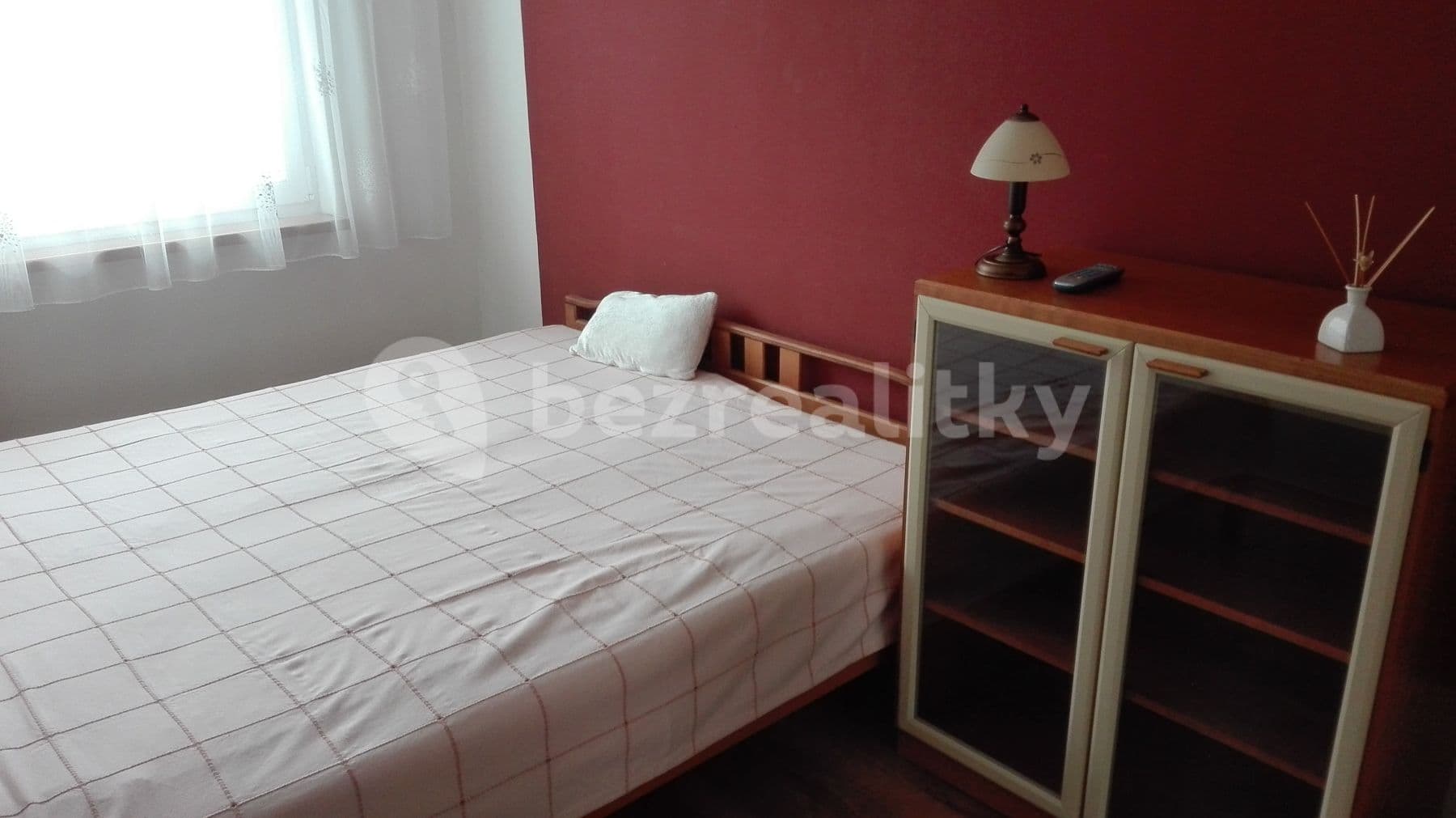 Prenájom bytu 2-izbový 45 m², Petržílova, Praha, Praha Prenájom bytu 2-izbový 45 m², Petržílova, Praha, Praha