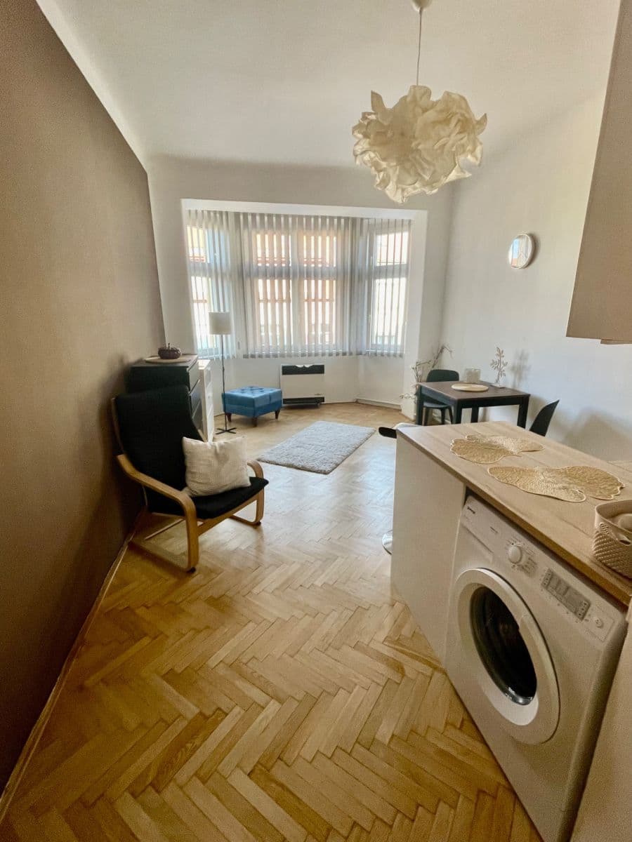 Prenájom bytu 1-izbový 26 m², Sudoměřská, Praha, Praha Prenájom bytu 1-izbový 26 m², Sudoměřská, Praha, Praha