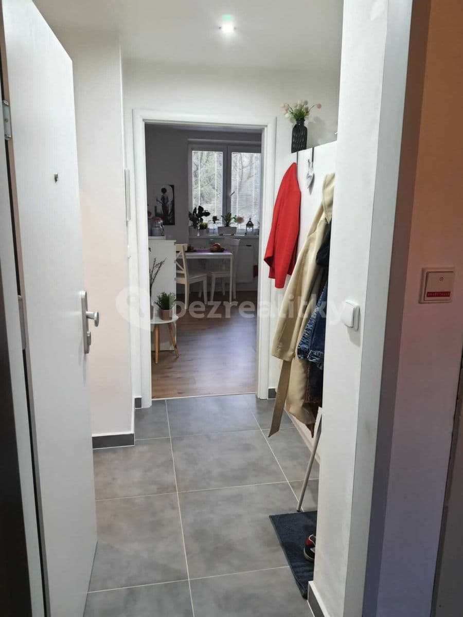 Prenájom bytu 1-izbový 36 m², Budovatelská, Ostrava, Moravskoslezský kraj Prenájom bytu 1-izbový 36 m², Budovatelská, Ostrava, Moravskoslezský kraj