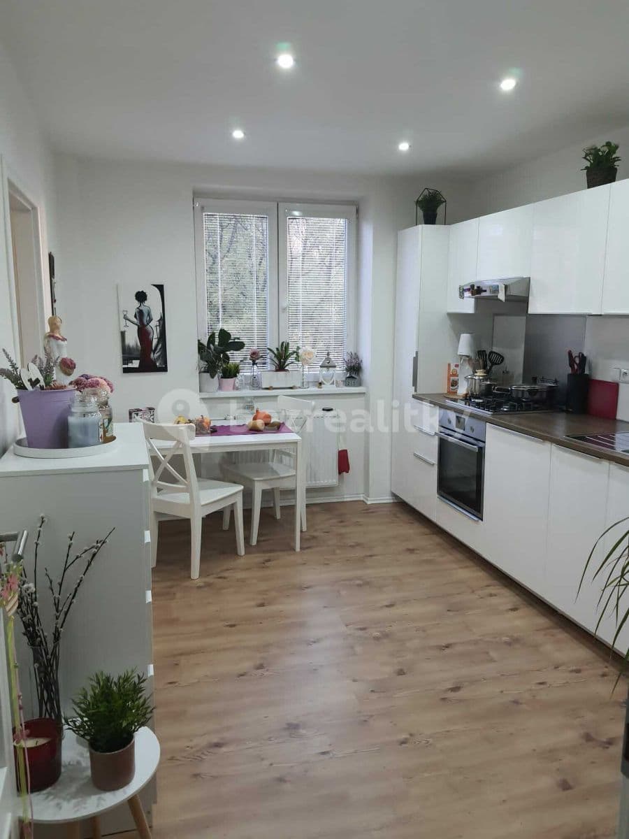 Prenájom bytu 1-izbový 36 m², Budovatelská, Ostrava, Moravskoslezský kraj Prenájom bytu 1-izbový 36 m², Budovatelská, Ostrava, Moravskoslezský kraj