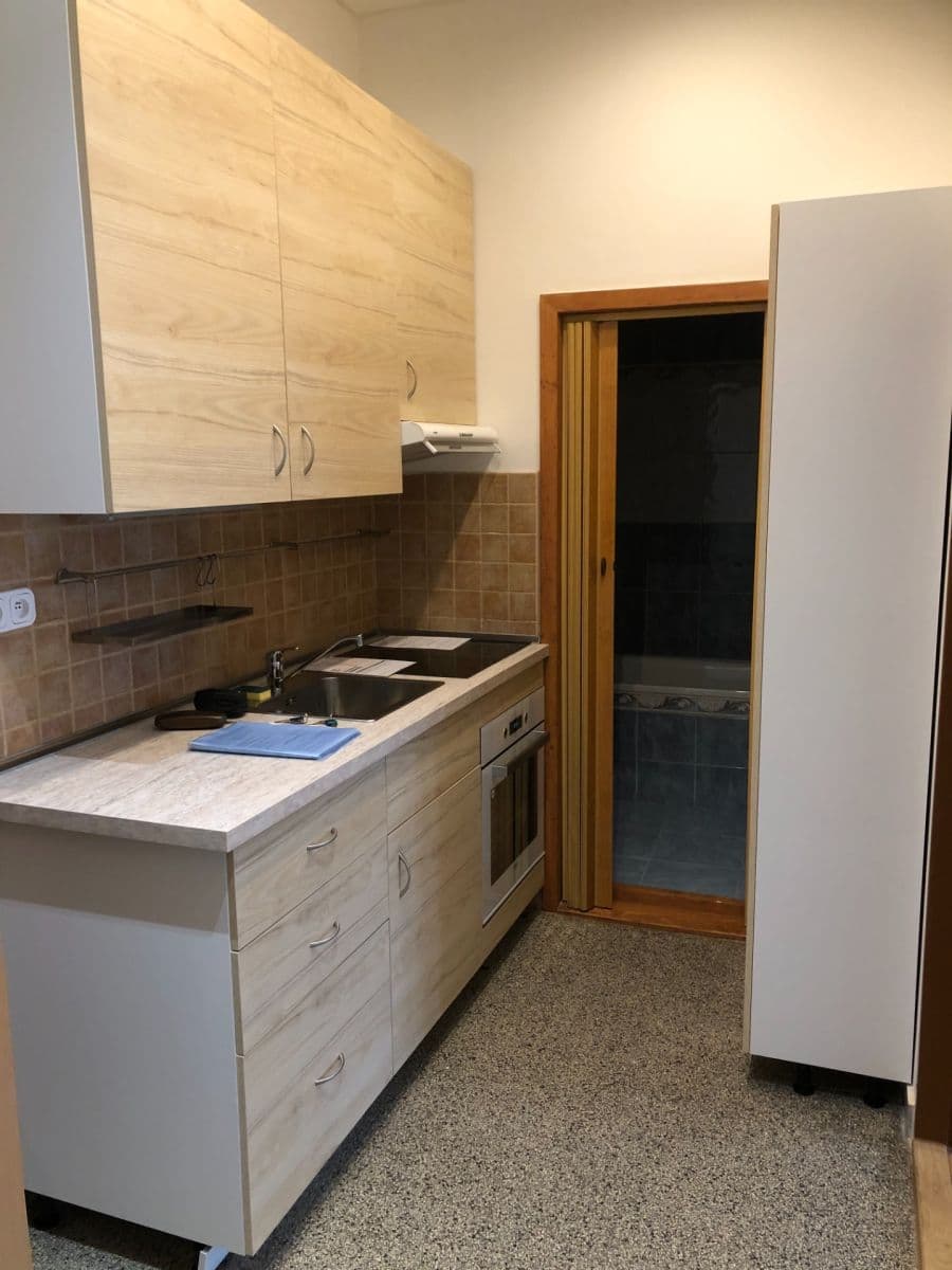 Prenájom bytu 2-izbový 49 m², Dolní, Praha, Praha Prenájom bytu 2-izbový 49 m², Dolní, Praha, Praha