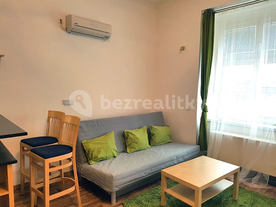 Prenájom bytu 1-izbový 34 m², Dělnická, Praha, Praha Prenájom bytu 1-izbový 34 m², Dělnická, Praha, Praha