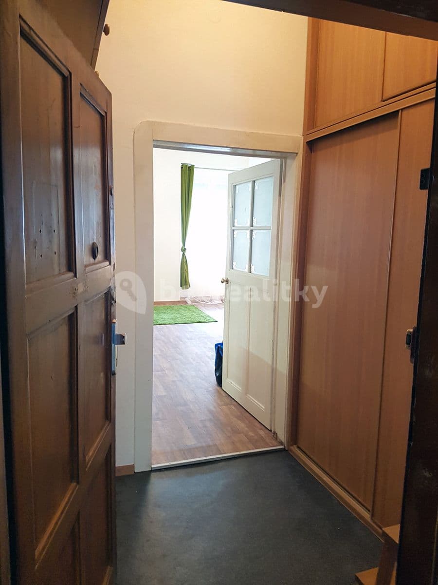 Prenájom bytu 1-izbový 34 m², Dělnická, Praha, Praha Prenájom bytu 1-izbový 34 m², Dělnická, Praha, Praha